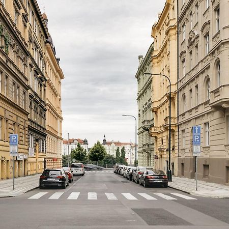 Comfortable And Cosy Apt A Few Steps From Dancing House And Naplavka Dance Praha Exteriér fotografie