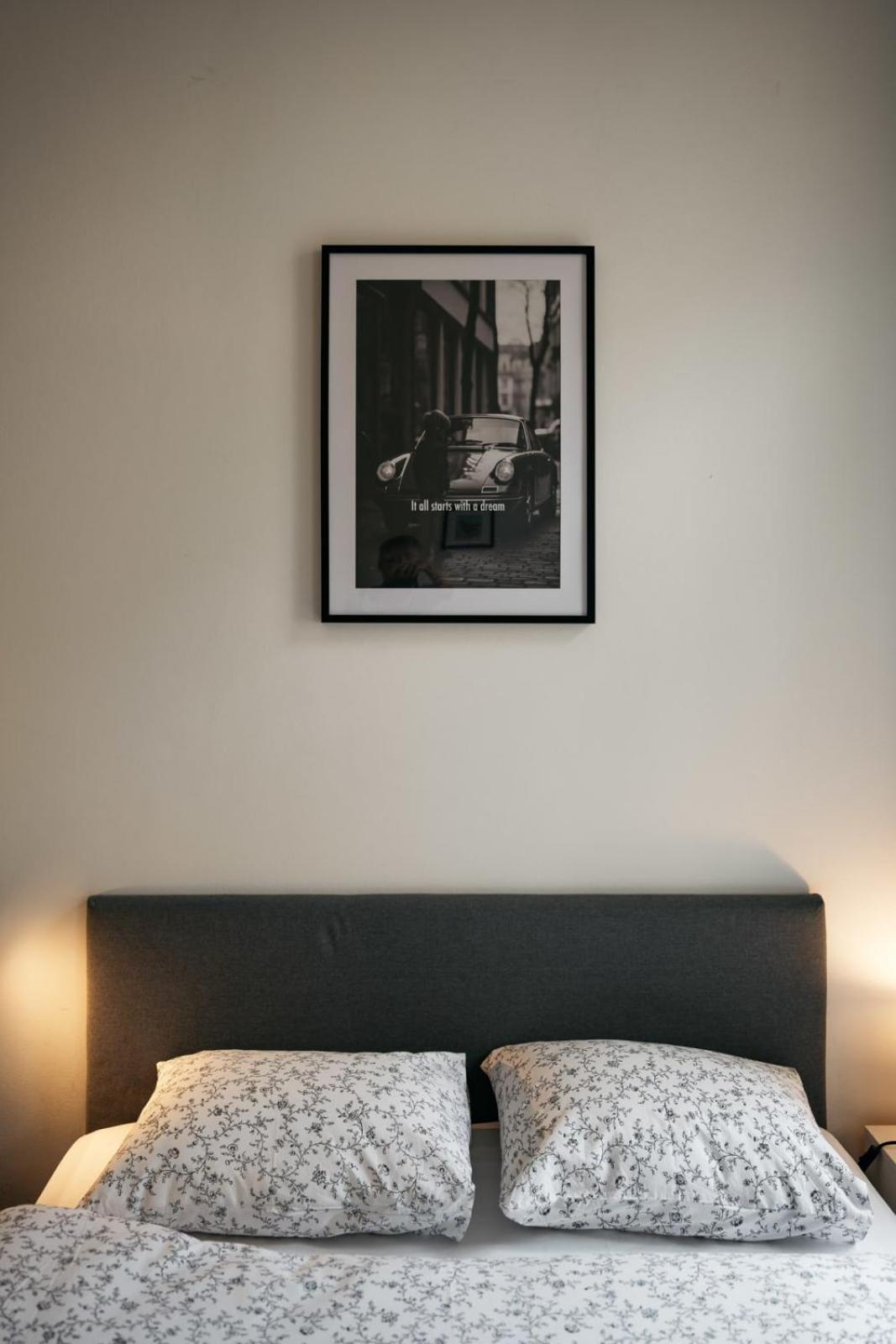 Comfortable And Cosy Apt A Few Steps From Dancing House And Naplavka Dance Praha Exteriér fotografie