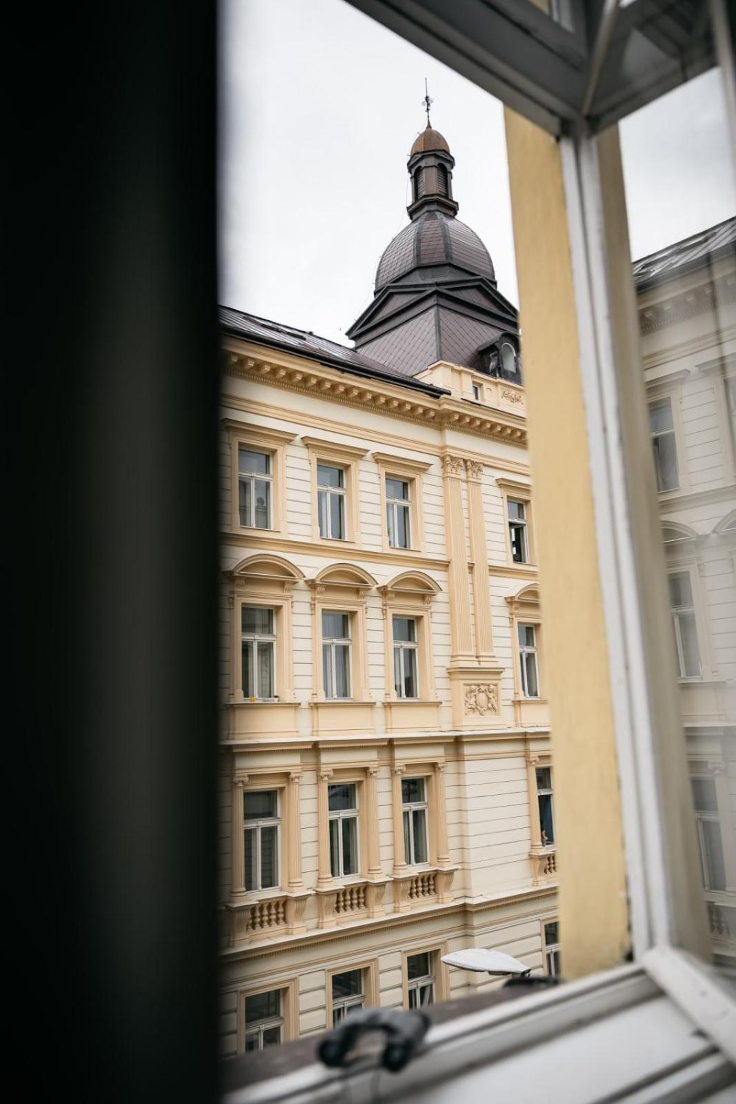 Comfortable And Cosy Apt A Few Steps From Dancing House And Naplavka Dance Praha Exteriér fotografie
